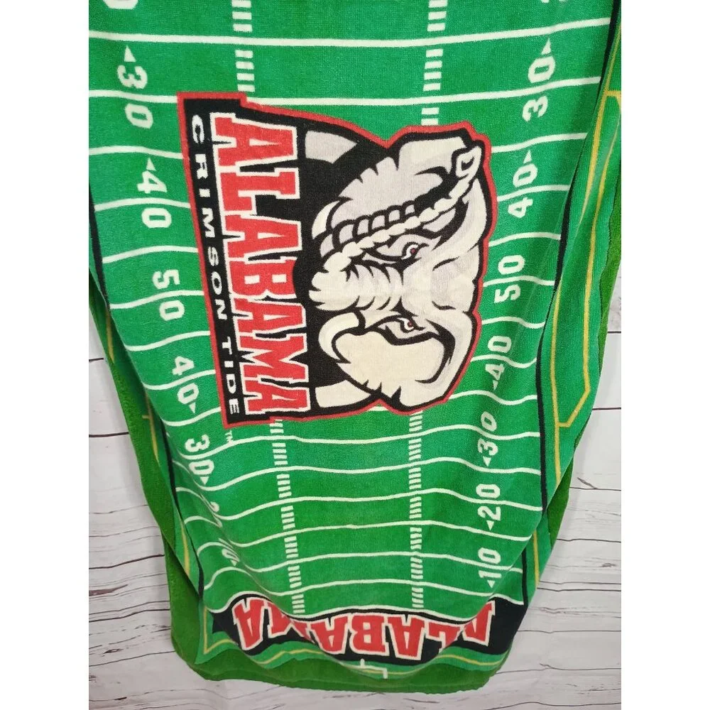 Alabama Crimson Tide Elephant Football Field Green‎ Beach Towel